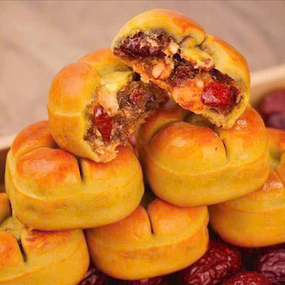 Bánh nướng óc chó táo đỏ