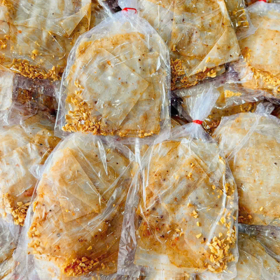 Bánh tráng xì ke tỏi phi cay vừa 5 bịch/xâu
