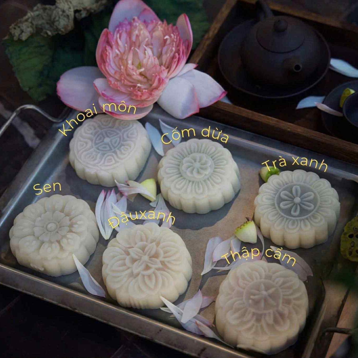 Bánh trung thu dẻo $12/cái