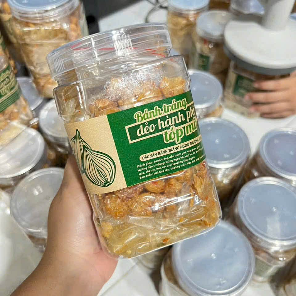 Dẻo hành phơi sương tóp mỡ