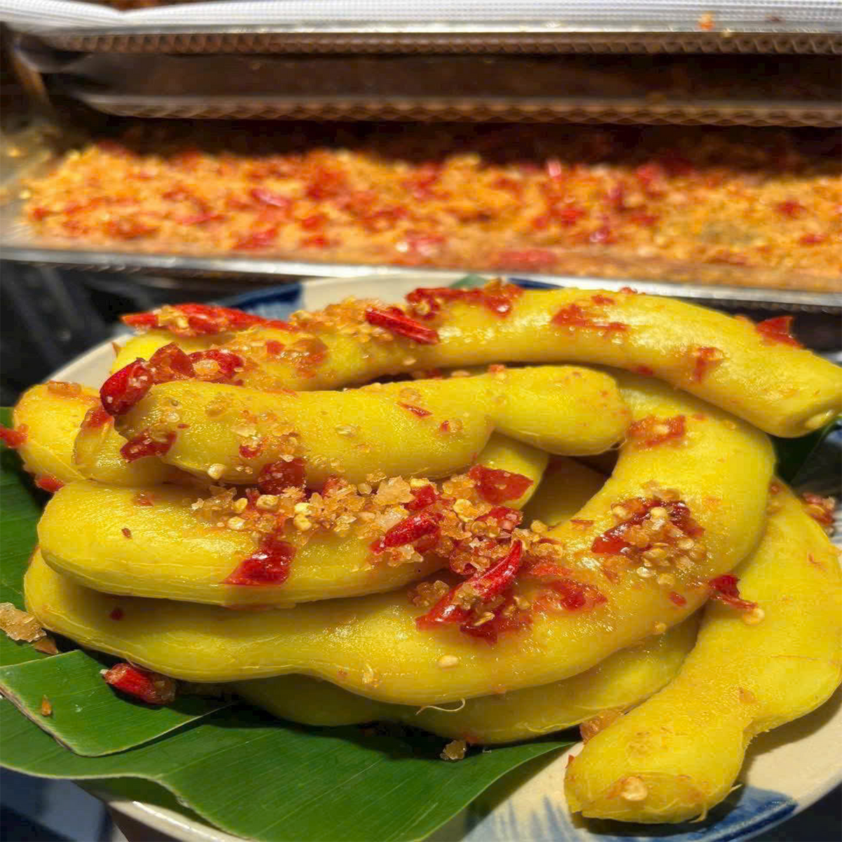 Me giòn rim mắm kẹo 500gr