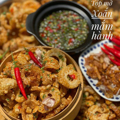 Tóp mỡ cuộn sốt mắm hành